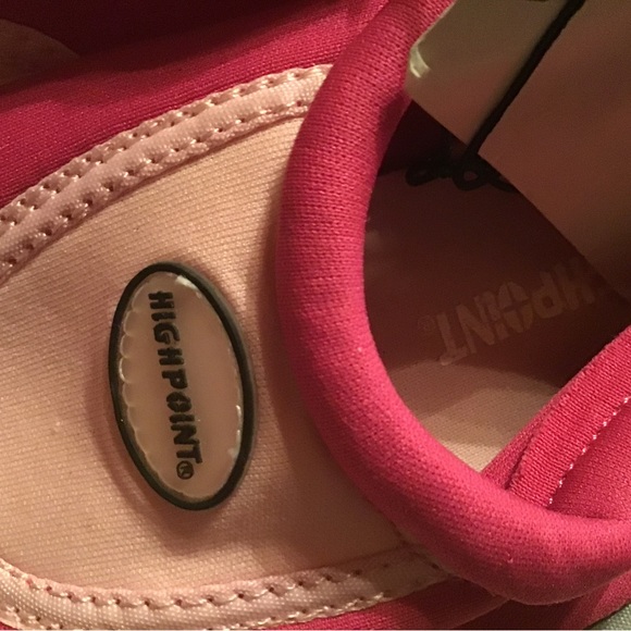 High point Water Pink Shoes In Size 4 - Picture 3 of 7